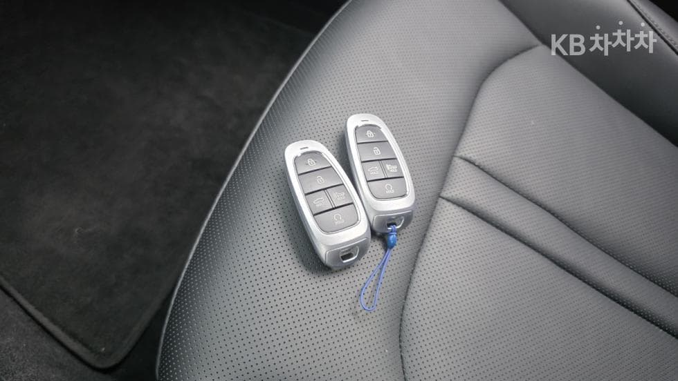 Hyundai Sonata (DN8)2.0 Premium - 24
