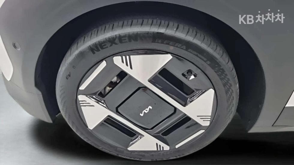 Kia EV3Long Range 2WD 어스 - 5