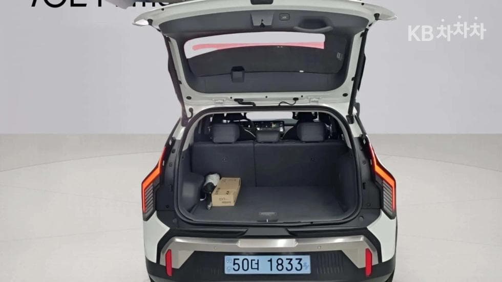 Kia EV3Long Range 2WD 어스 - 13