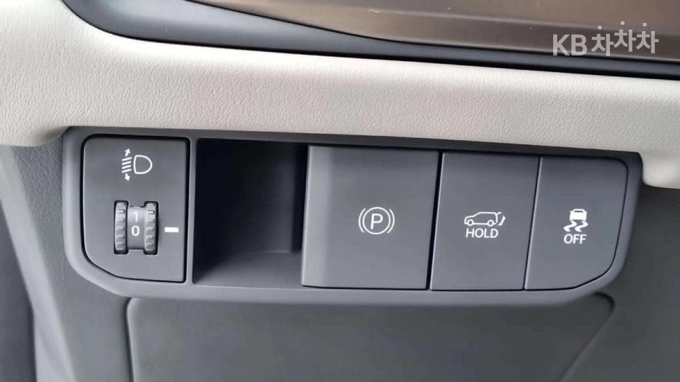 Kia EV3Long Range 2WD 어스 - 18