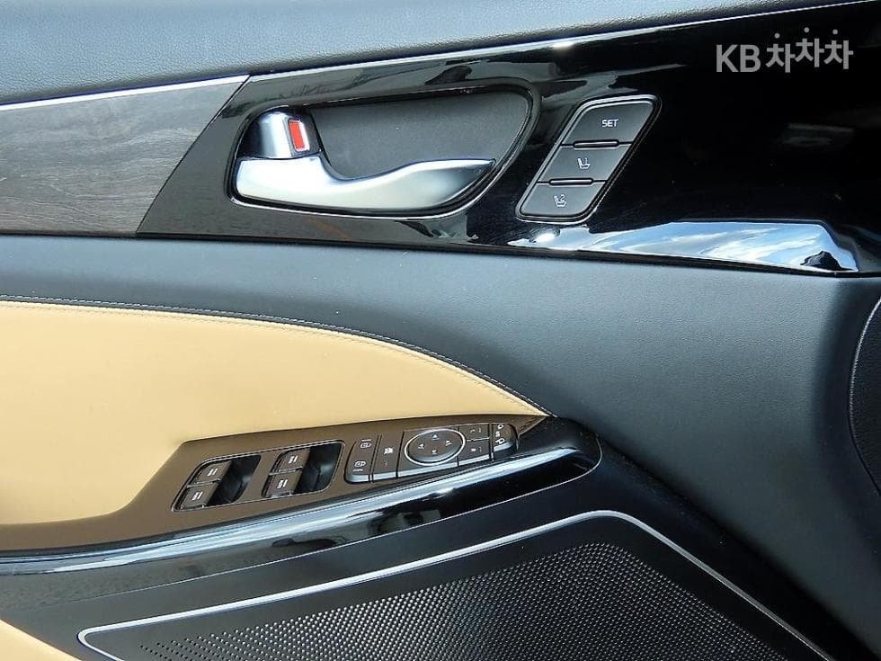 Kia K7 Premiere2.5 GDi Noblesse - 11