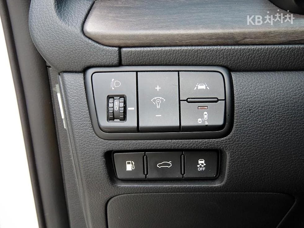 Kia K7 Premiere2.5 GDi Noblesse - 12