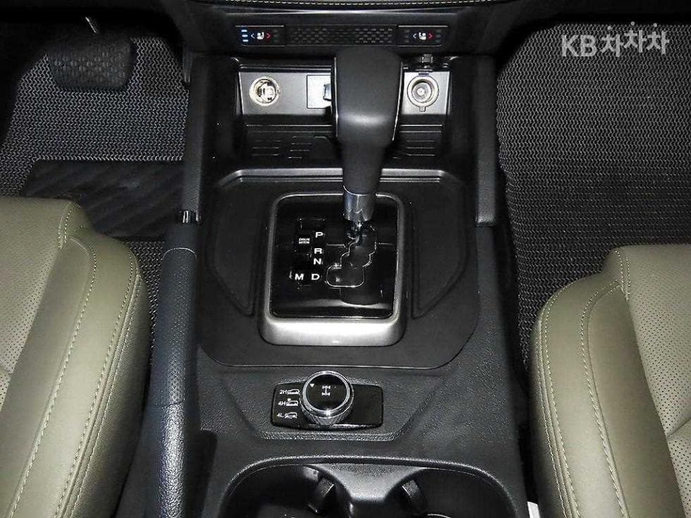 КейДжи Мобилити Нов Rexton 스포츠2.2 AWD 쿨멘 Престиж - 12
