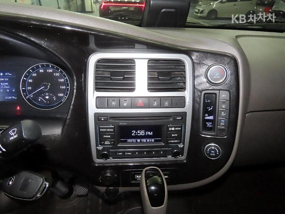 Hyundai Porter 2Extra Long Double Cab CRDi Premium - 12