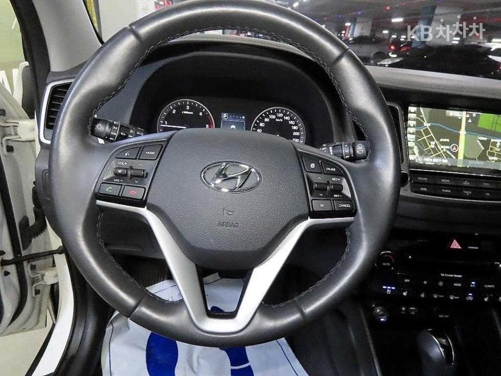Хюндай All New ТуксонДизел(e-VGT R)2.0 4x4 Premium - 8
