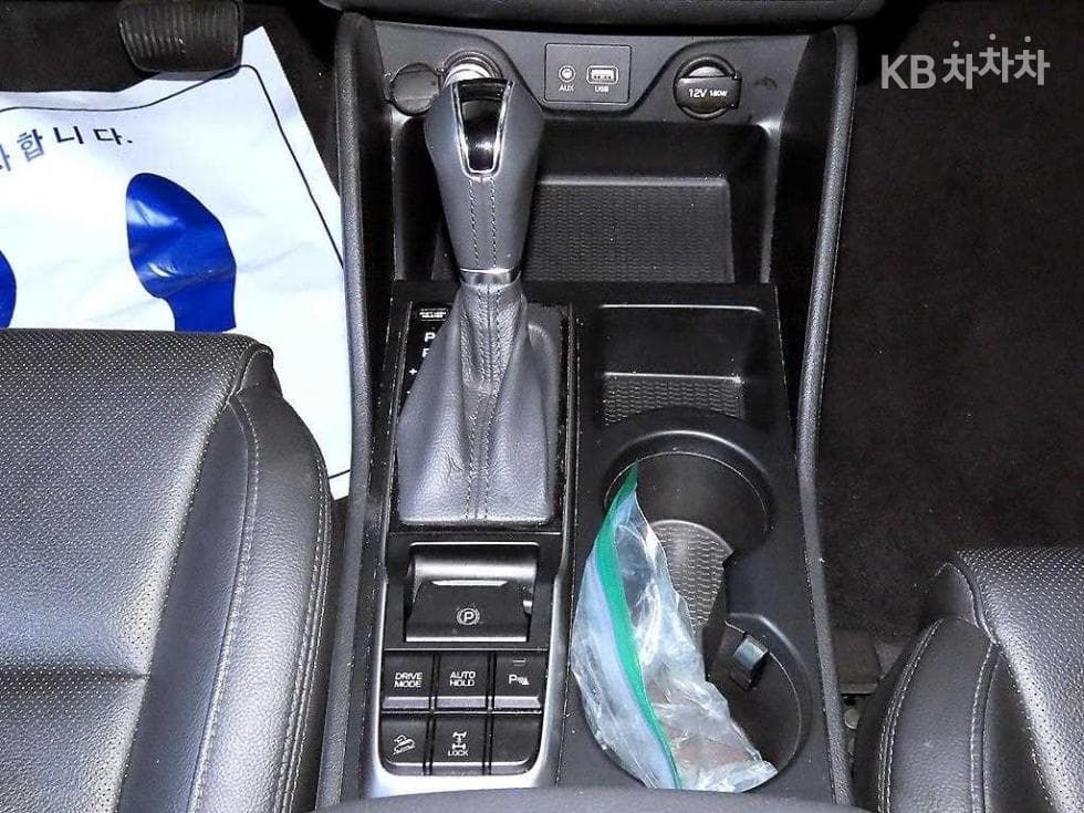 Хюндай All New ТуксонДизел(e-VGT R)2.0 4x4 Premium - 12