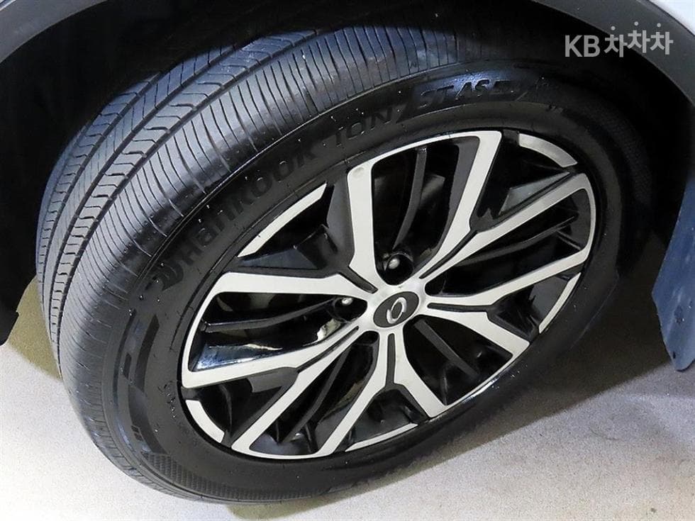 Рено Корея The New (фейслифт) QM62.0 GDe 2WD RE Signature - 20