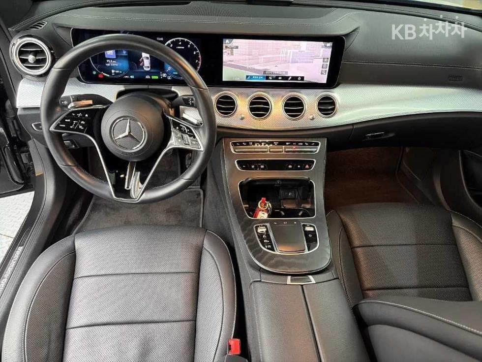 Mercedes-Benz E-Class (W213)E350 4MATIC Avantgarde - 7