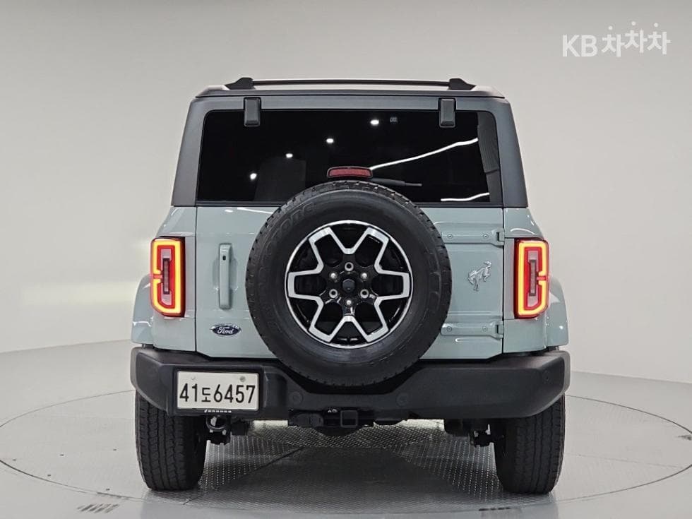 Форд 브롱코(U725)2.7 4 Door Outer Banks Стандартен - 3