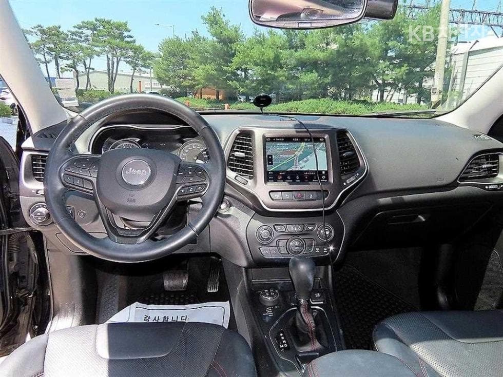 지프 체로키(KL)3.2 Gasoline AWD Trailhawk - 7