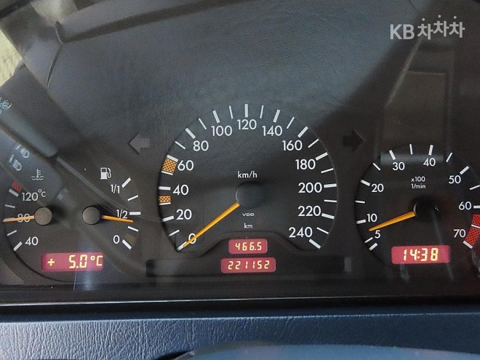 Mercedes-Benz C-КласC200 W202 - 8