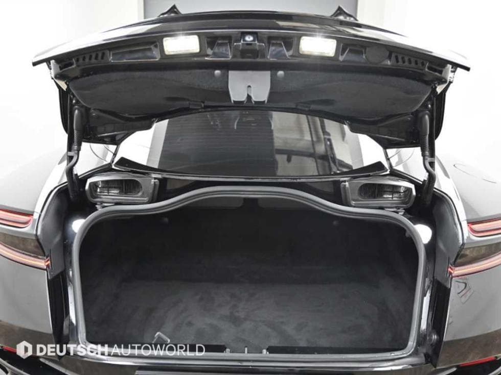 애스턴마틴 DB115.2 V12 Купе AMR - 20