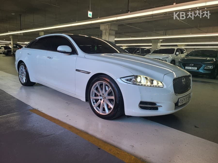 Jaguar All New XJ3.0D Премиум Люкс LWB X351 - 7