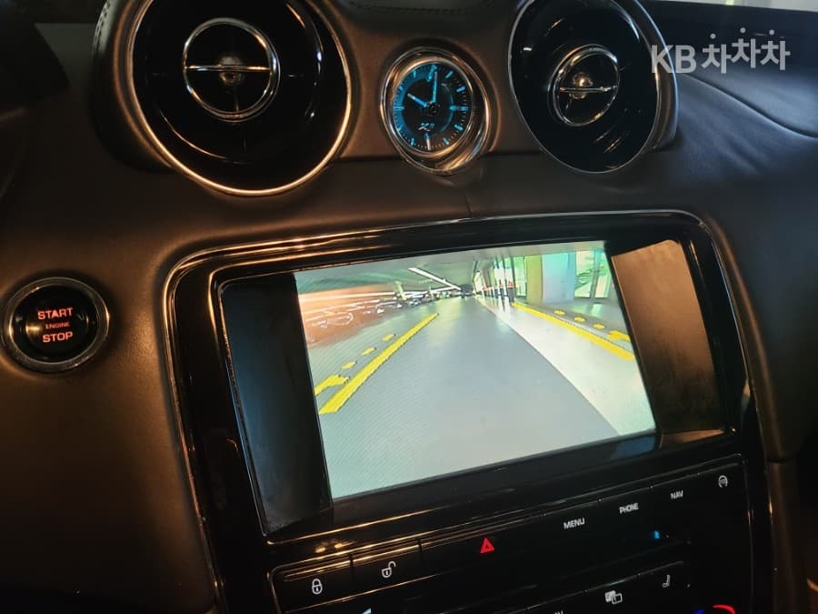 Jaguar All New XJ3.0D Премиум Люкс LWB X351 - 19