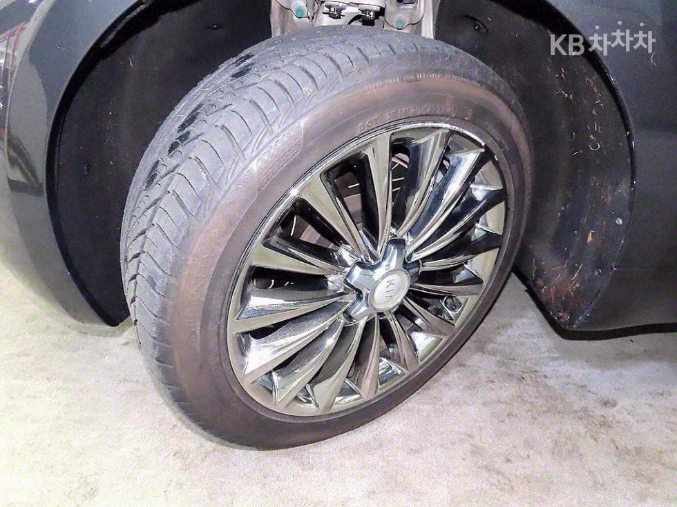 Kia The New (facelift) K95.0 GDI 퀸텀 - 20