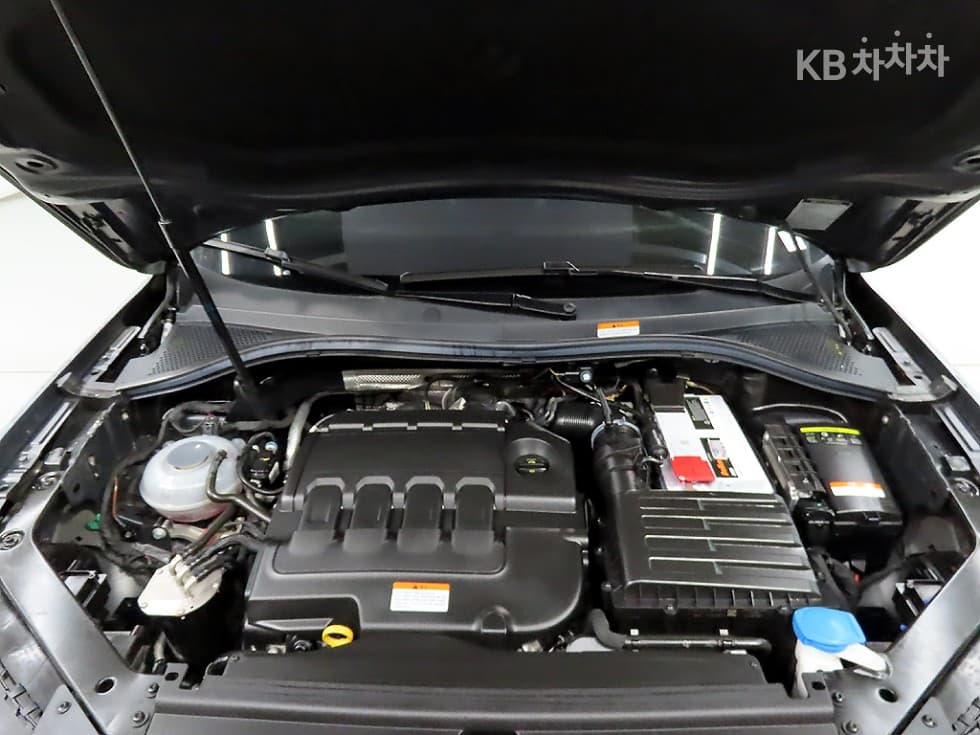 Volkswagen The New (фейслифт) Tiguan2.0 Турбо Дизел Инжекция 4Motion Prestige - 19