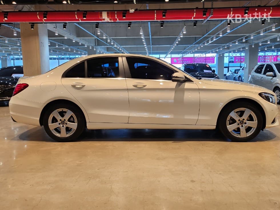 Mercedes-Benz The New (фейслифт) C-КласC200 W205 - 3