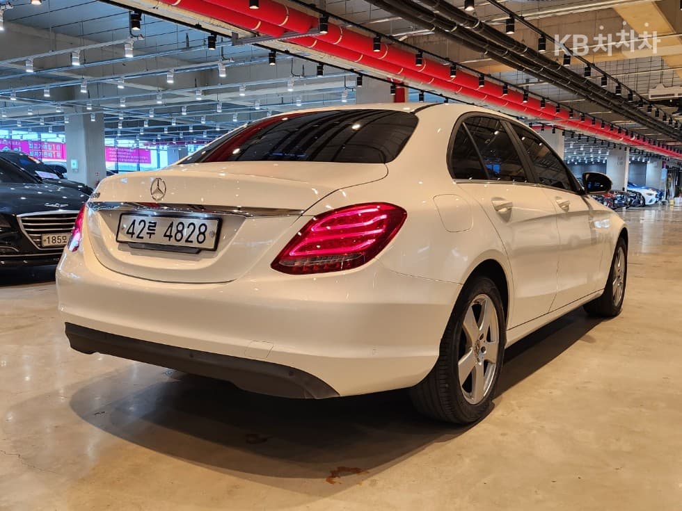 Mercedes-Benz The New (фейслифт) C-КласC200 W205 - 4