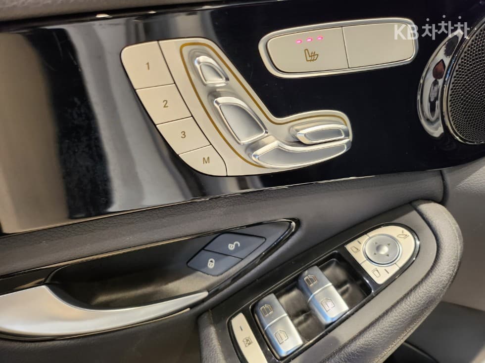 Mercedes-Benz The New (фейслифт) C-КласC200 W205 - 16