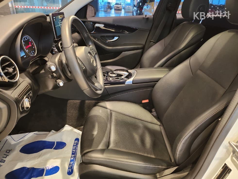 Mercedes-Benz The New (фейслифт) C-КласC200 W205 - 11