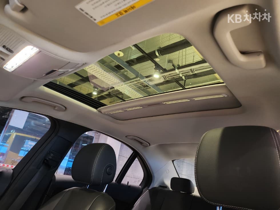 Mercedes-Benz The New (фейслифт) C-КласC200 W205 - 8