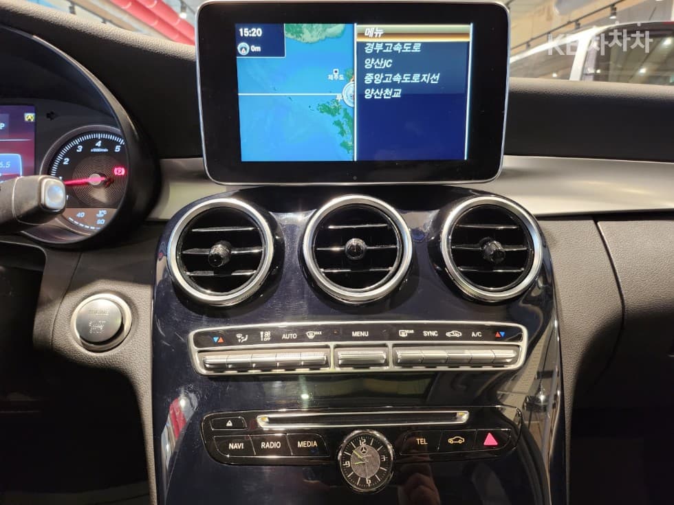 Mercedes-Benz The New (фейслифт) C-КласC200 W205 - 9