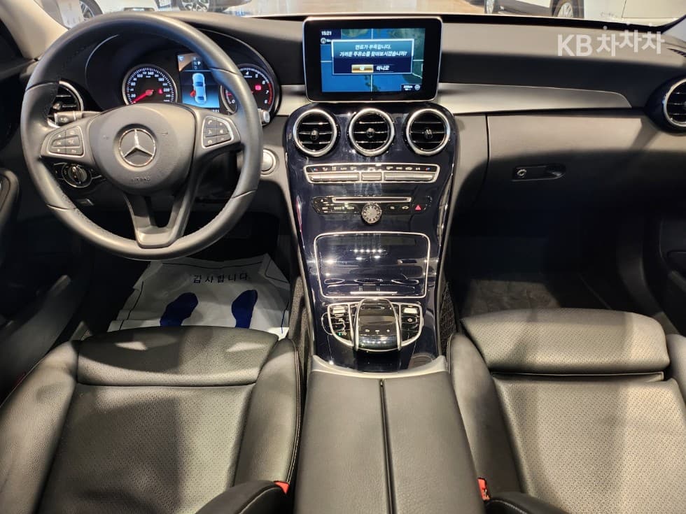 Mercedes-Benz The New (фейслифт) C-КласC200 W205 - 6