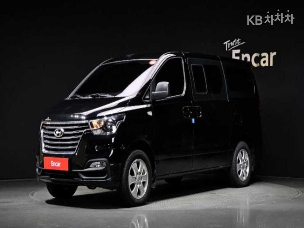 Хюндай The New (фейслифт) 그랜드 Star렉스 웨건 11-местен 4x4 Смарт - Image 1