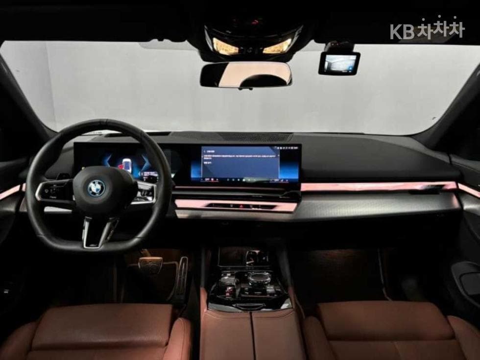 BMW New5 Series(G60)530e M Sport - 6