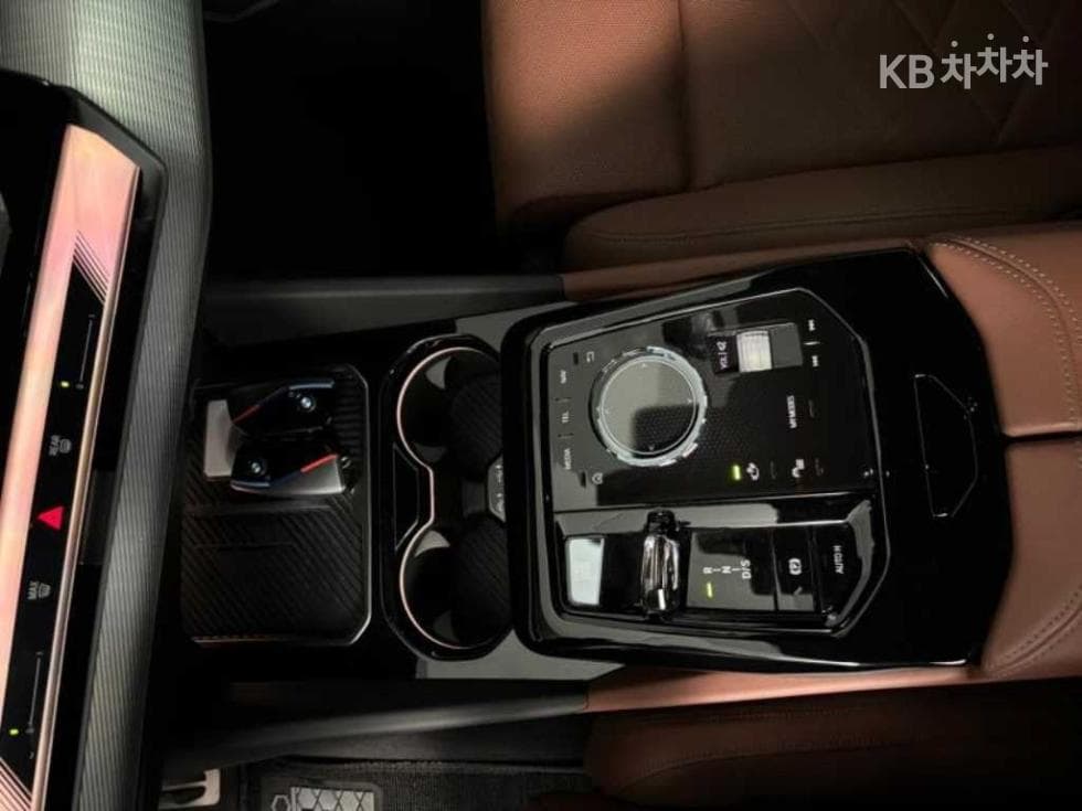 BMW New5 Series(G60)530e M Sport - 15