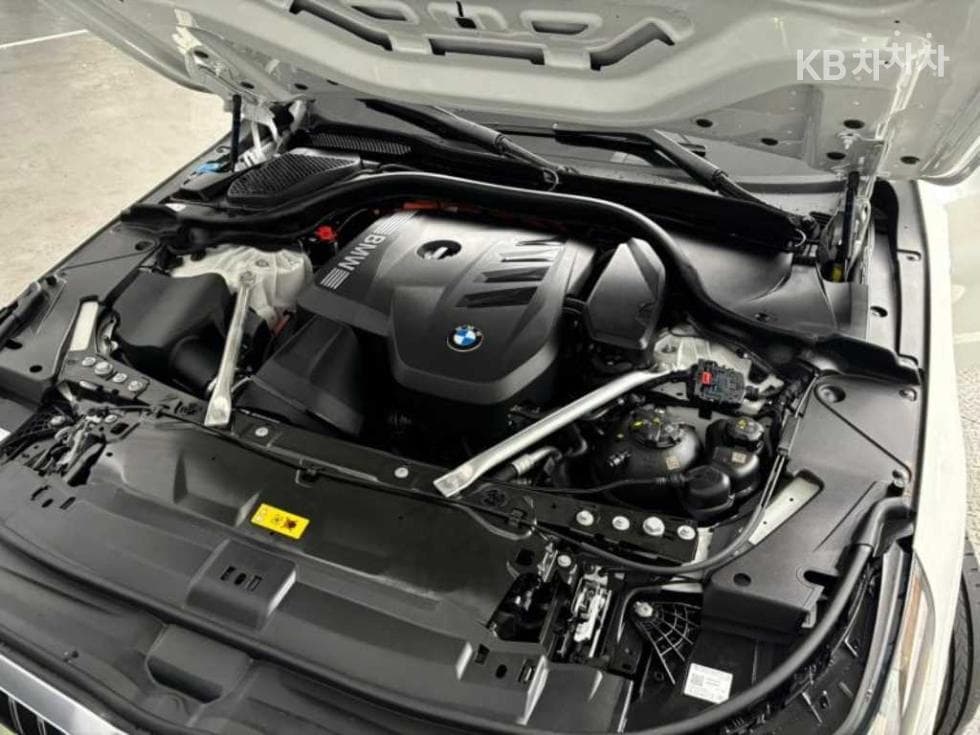 BMW New5 Series(G60)530e M Sport - 19