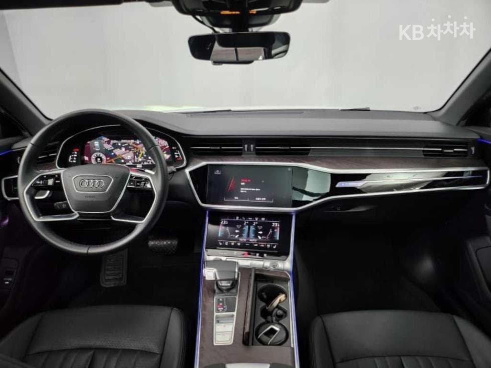 Audi A6(C8)45 TFSI Quattro Premium - 6