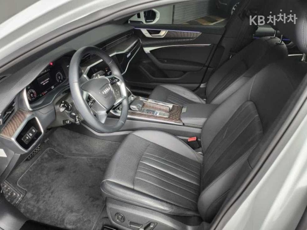 Audi A6(C8)45 TFSI Quattro Premium - 7