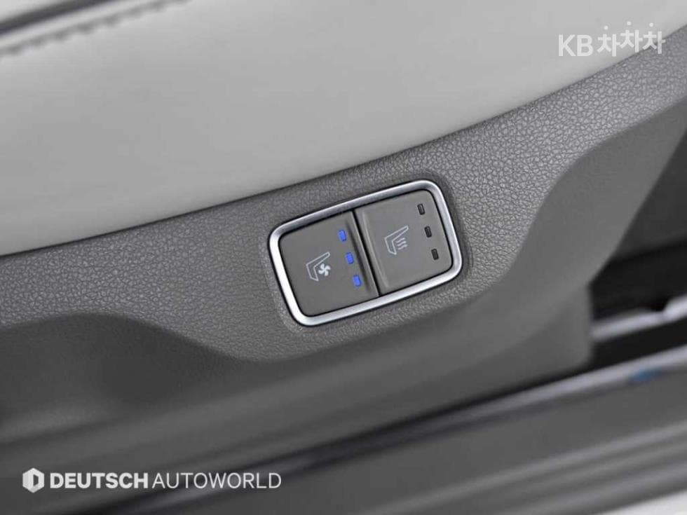 Хюндай Staria Lounge Лимузин9-местен 2.2 AWD Инспирация - 16