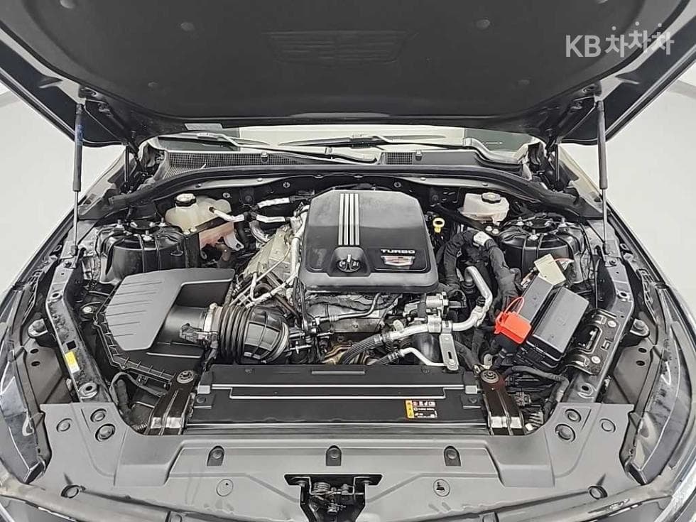 캐딜락 CT52.0 Turbo 2WD Premium Luxury - 5