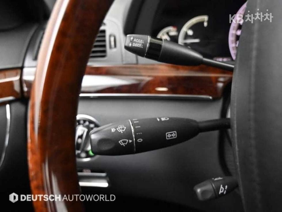 Mercedes-Benz Нов S-КласS550 4MATIC W221 - 18