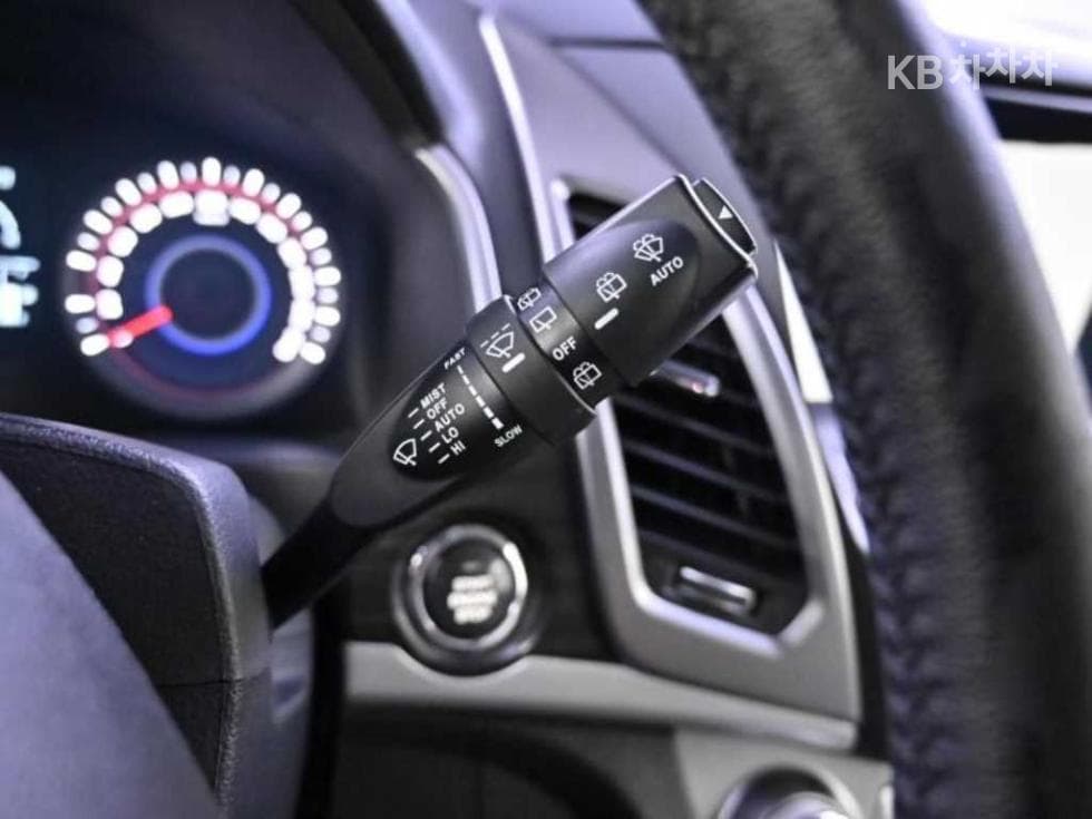 КейДжи Мобилити Нов코란도 C2.2 RX AWD Висок клас - 15