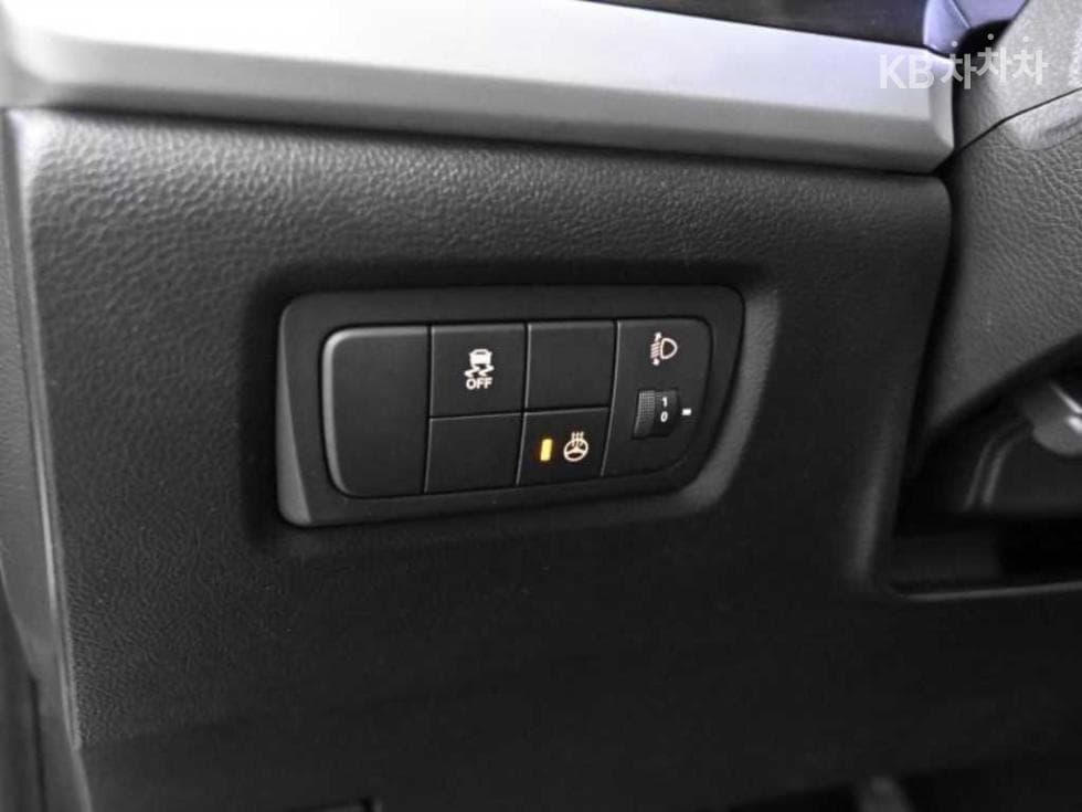 КейДжи Мобилити Нов코란도 C2.2 RX AWD Висок клас - 17