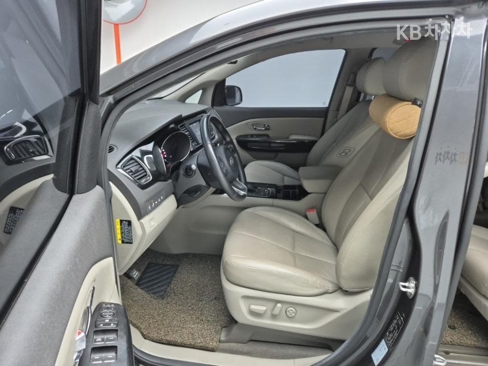 Киа All New Канивал9-местен 2.2 Дизел Noblesse - 11