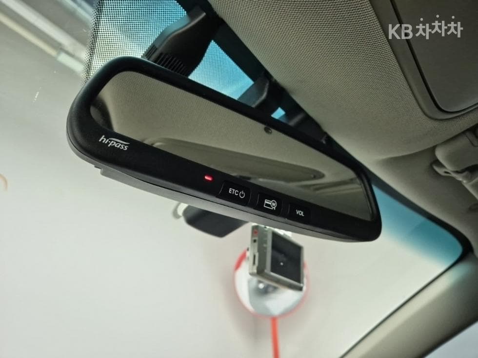 Киа All New Канивал9-местен 2.2 Дизел Noblesse - 16