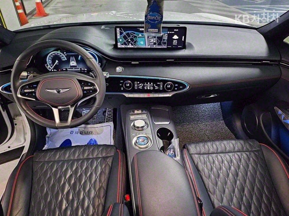 Genesis GV70Gasoline 2.5T AWD - 8