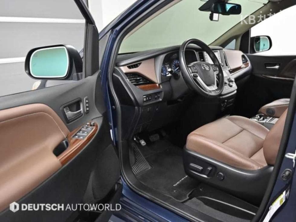 Toyota Sienna3.5 AWD Автоматик - 11