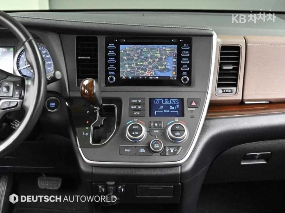 Toyota Sienna3.5 AWD Автоматик - 14