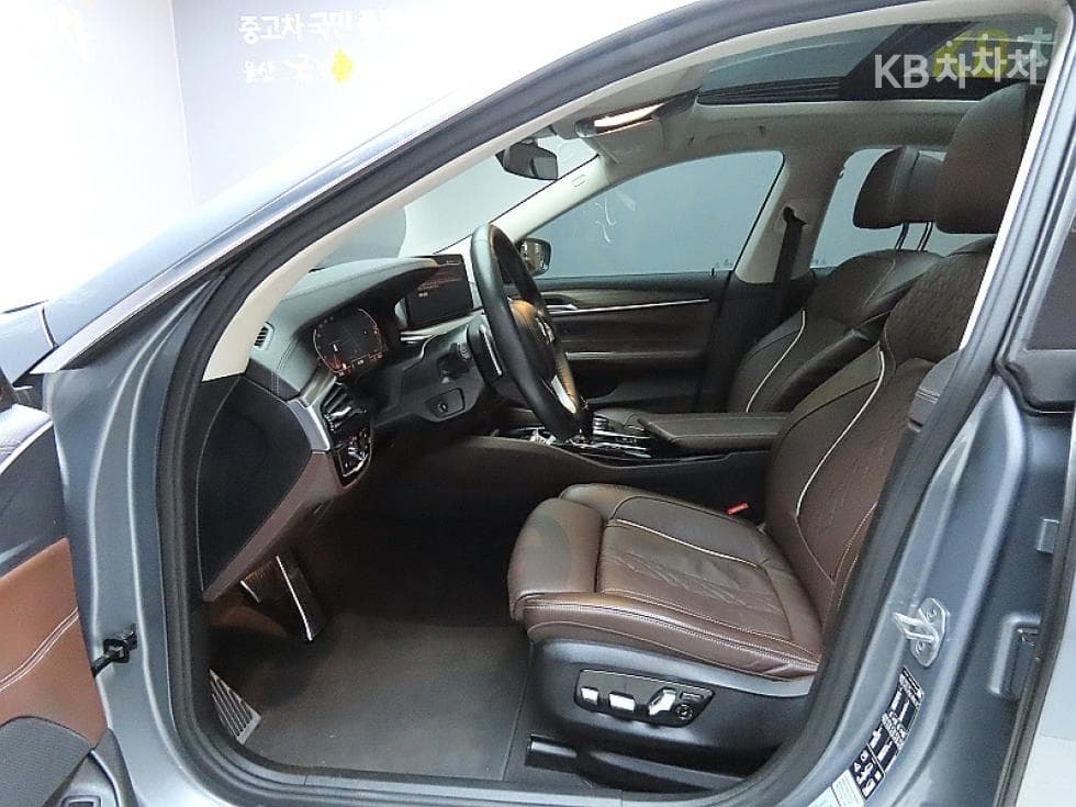 BMW Gran Turismo6 Series GT 620d xDrive (G02) Luxury - 10