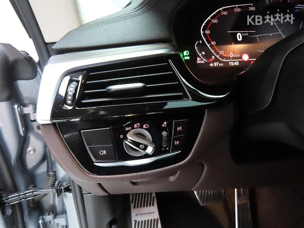 BMW Gran Turismo6 Series GT 620d xDrive (G02) Luxury - 12