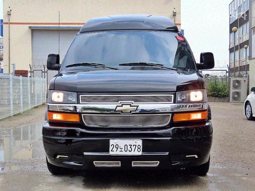 Chevrolet 익스프레스Ван 6.0 - Image 1