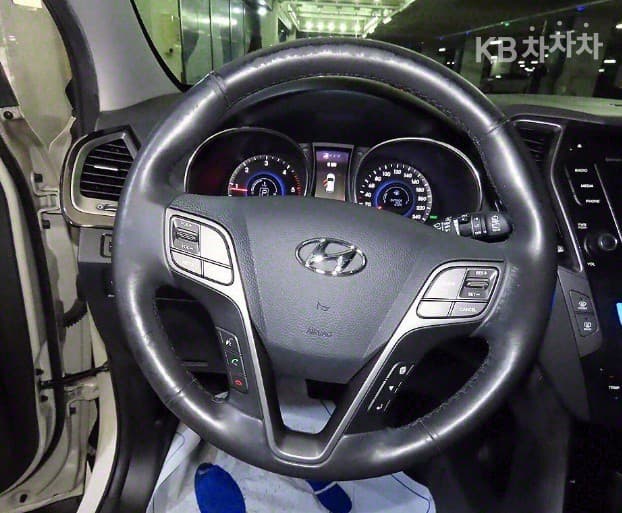 Хюндай Санта Фе DMХонда R-двигател 2.0 дизел 2WD EXCLUSIVE Стандартен - 8