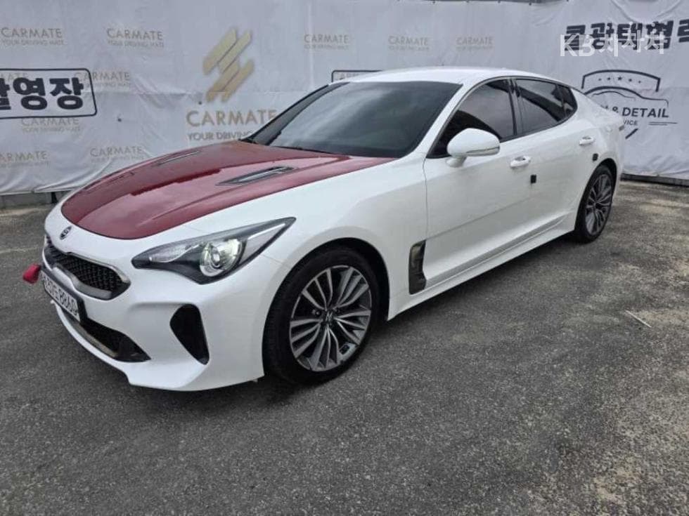 Киа Stinger 2.0 Турбо 2WD 프라임 - Image 1