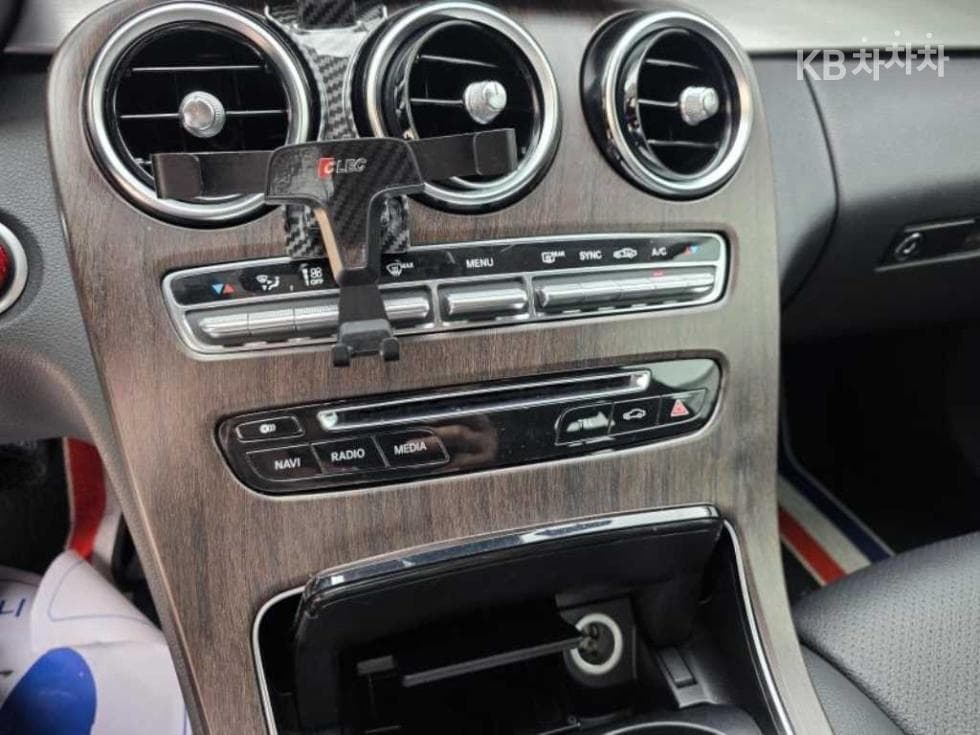 Mercedes-Benz The New (фейслифт) C-КласC200 W205 - 17