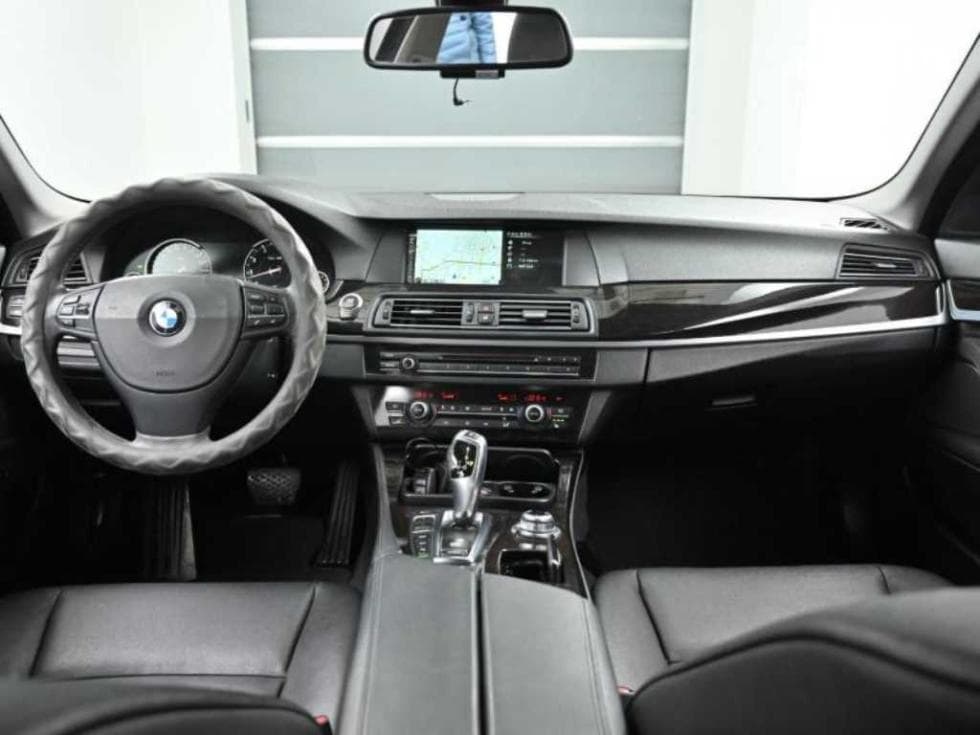 BMW Нов5 Серия528i xDrive Стандартен - 7